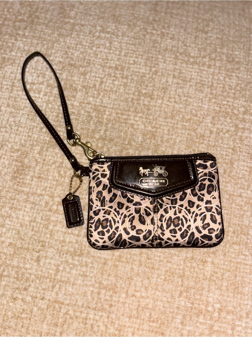 Cheetah Wristlet 🐆